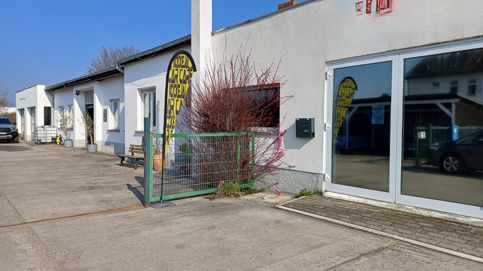 Werkstatt- Bürogebäude, Gewerbe 