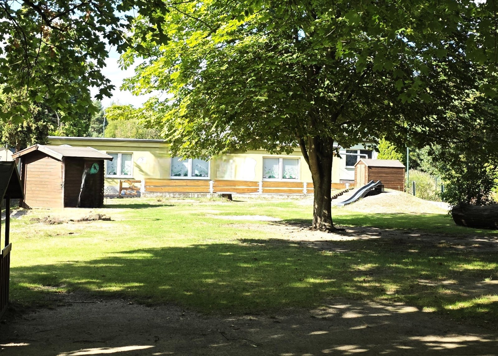 Naturnahes Wohnen auf 1813 m²Grundstück –Einfamilienhaus in Schlaitz