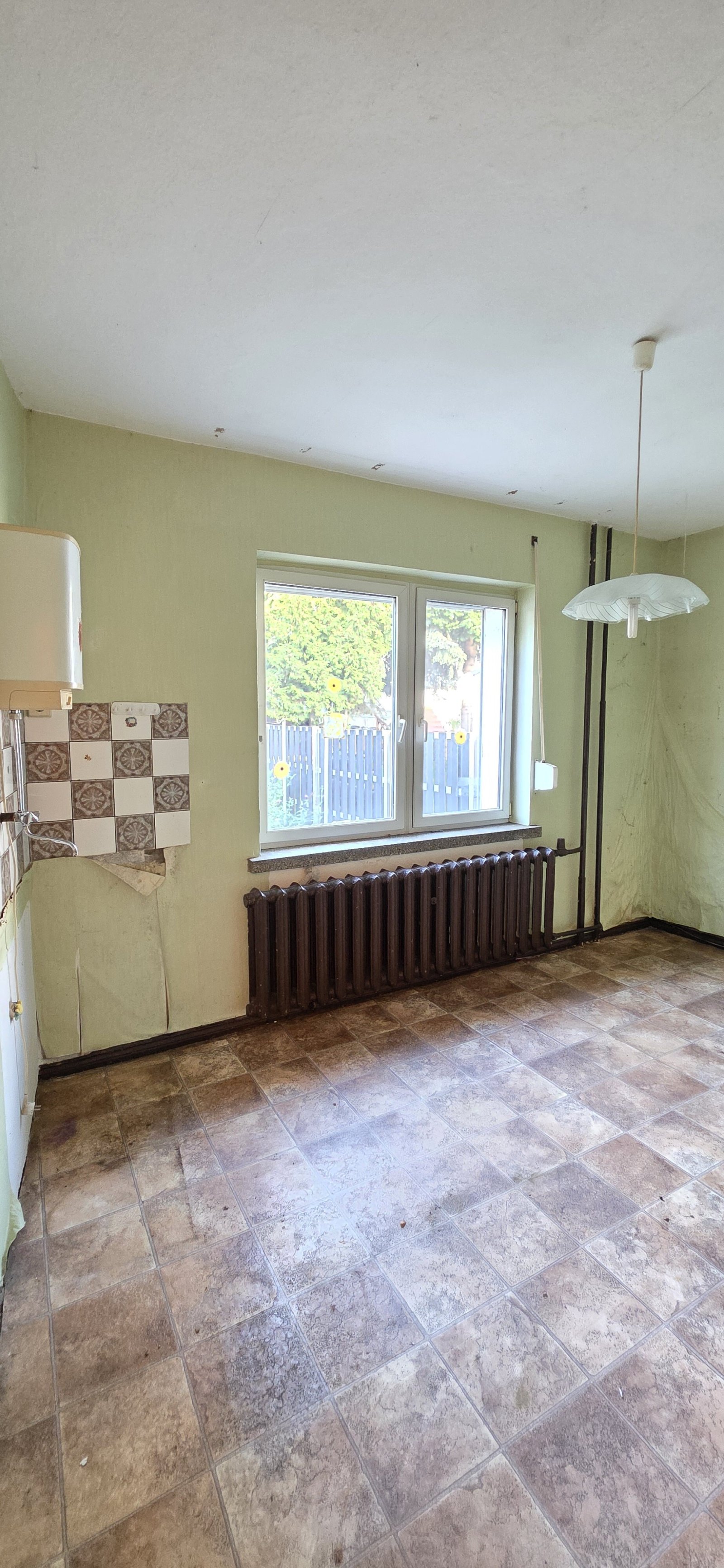 Reihenendhaus in guter Lage – Ihr Sanierungsprojekt mit Potenzial in Coswig