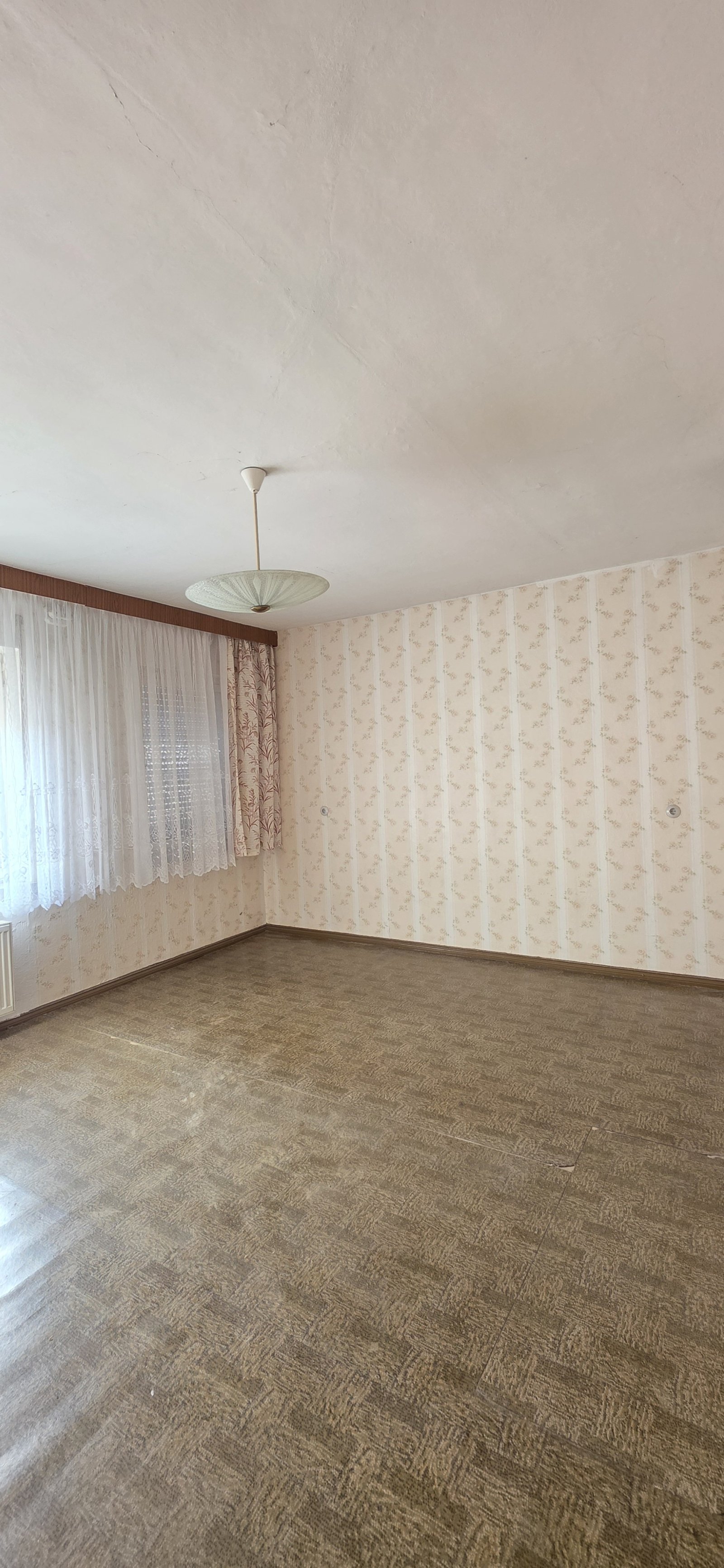 Reihenendhaus in guter Lage – Ihr Sanierungsprojekt mit Potenzial in Coswig